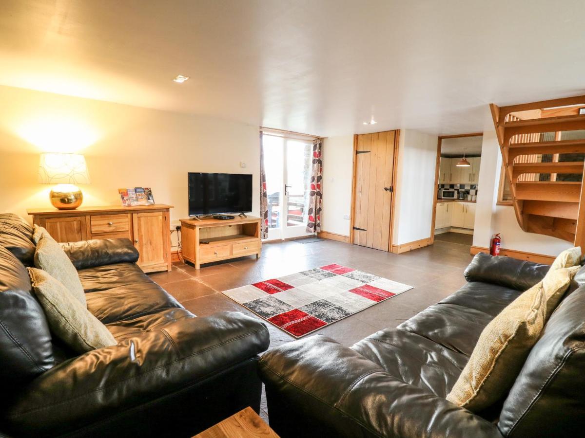Mill Cottage Ciliau Aeron Bagian luar foto